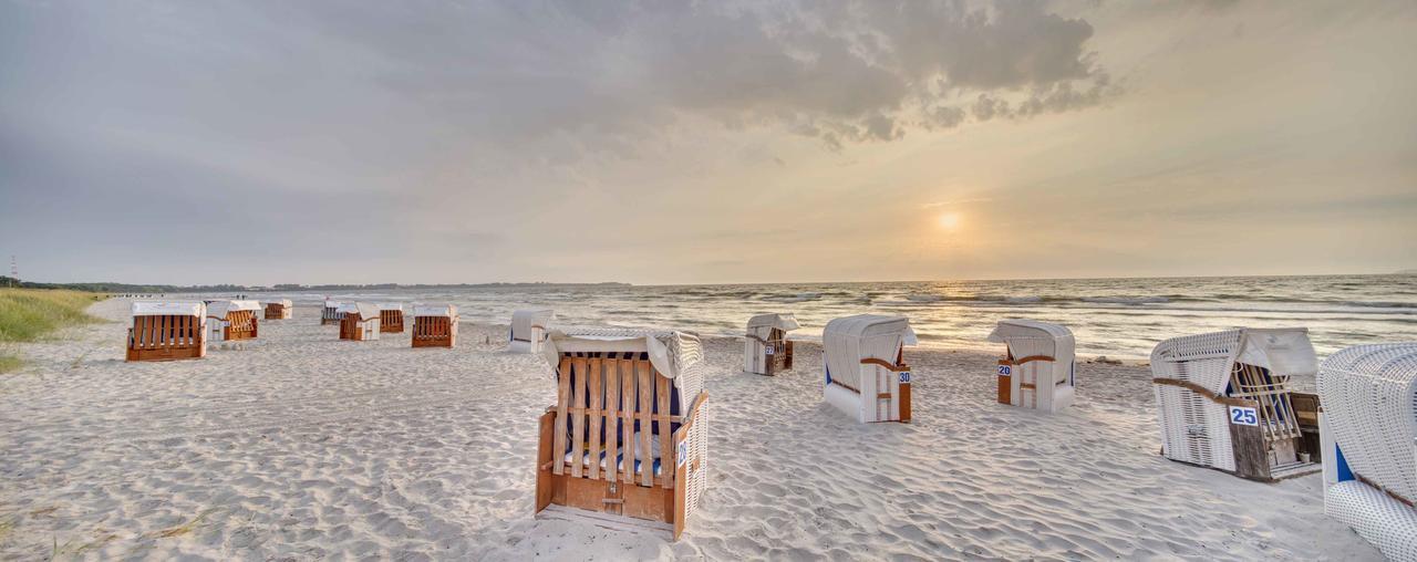 Aquamaris Strandresidenz Ruegen Juliusruh Esterno foto
